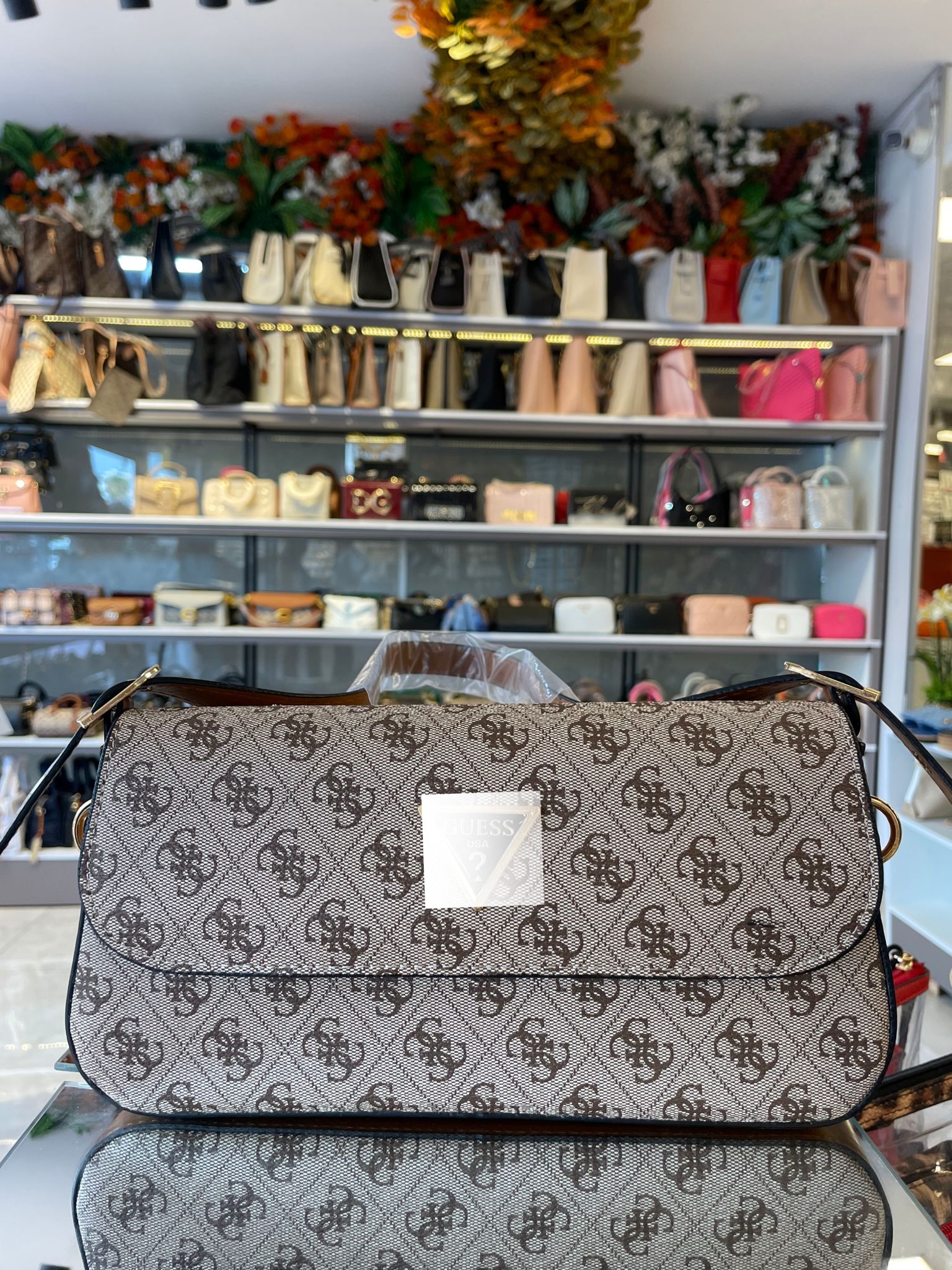 Marka Desenli Çanta