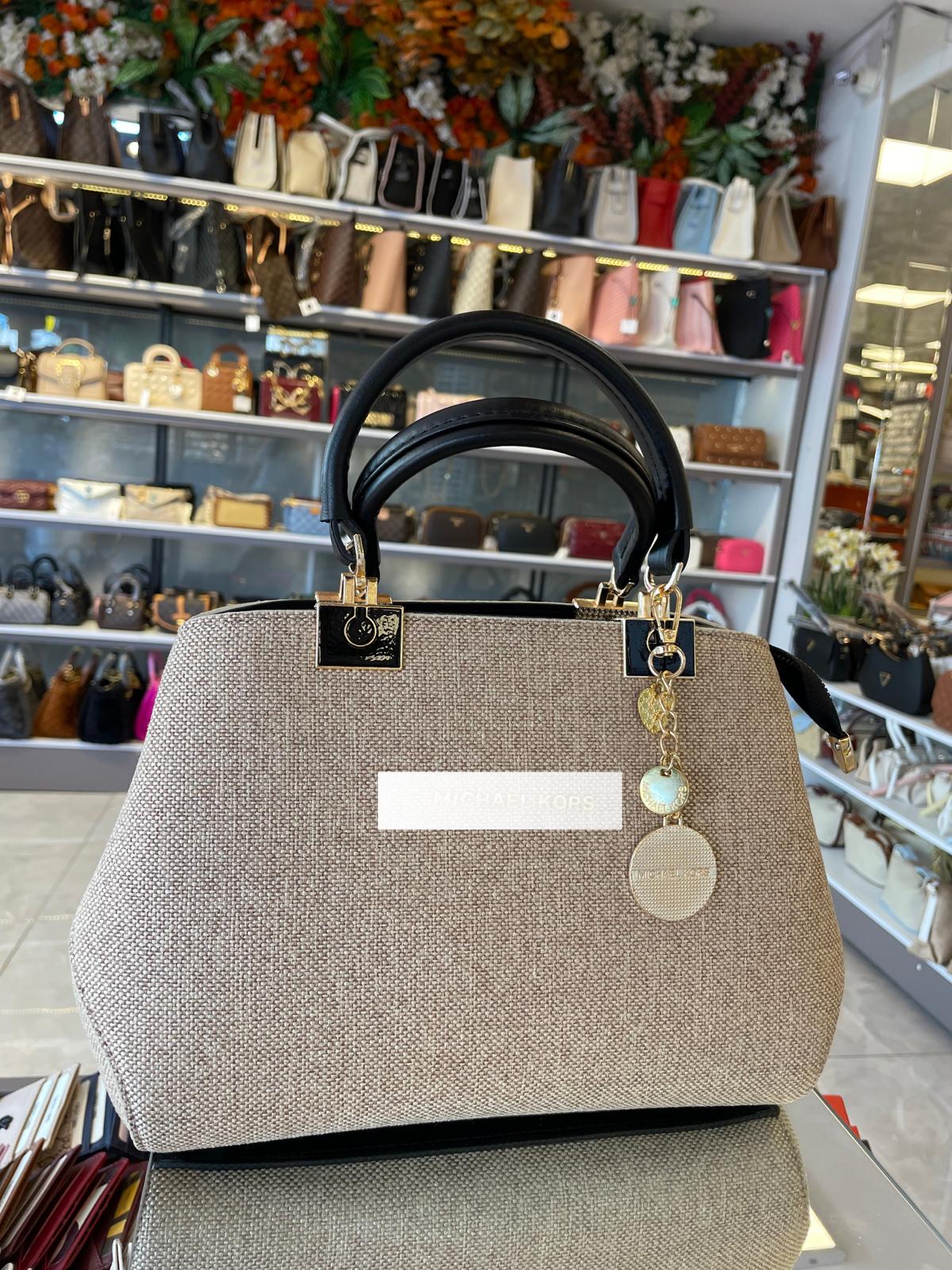 Charmlı Marka Çanta